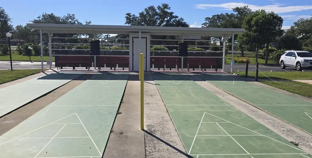 10 Quails Run Boulevard Englewood FL 34223