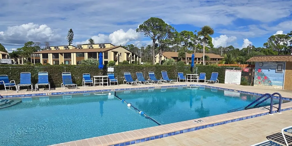 10 Quails Run Boulevard Englewood FL 34223