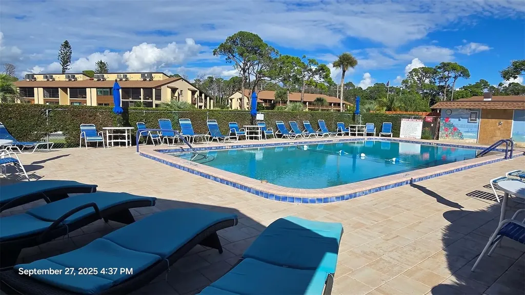 10 Quails Run Boulevard Englewood FL 34223