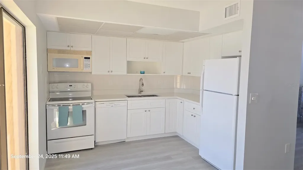 10 Quails Run Boulevard Englewood FL 34223