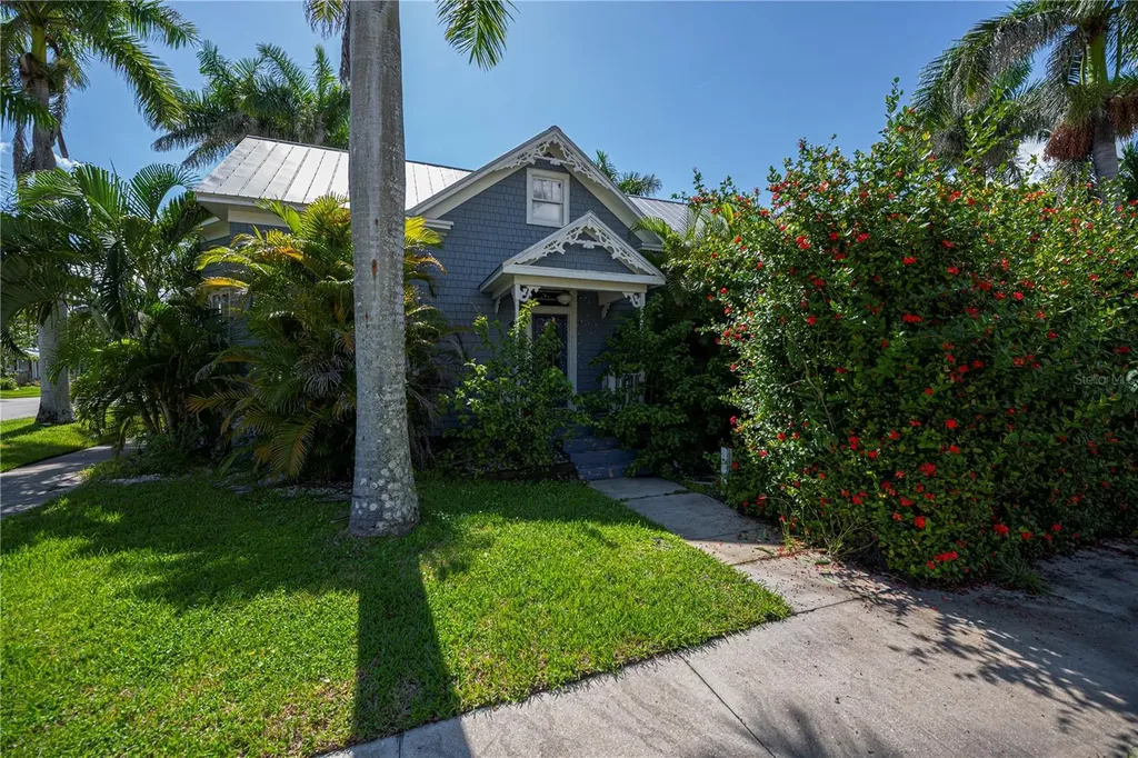 706 W Marion Avenue Punta Gorda FL 33950