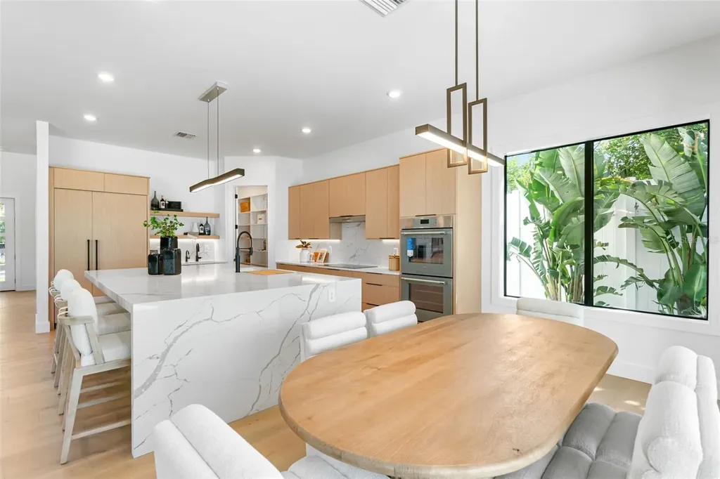 2226 Grove Street Sarasota FL 34239