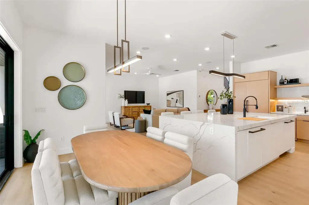 2226 Grove Street Sarasota FL 34239