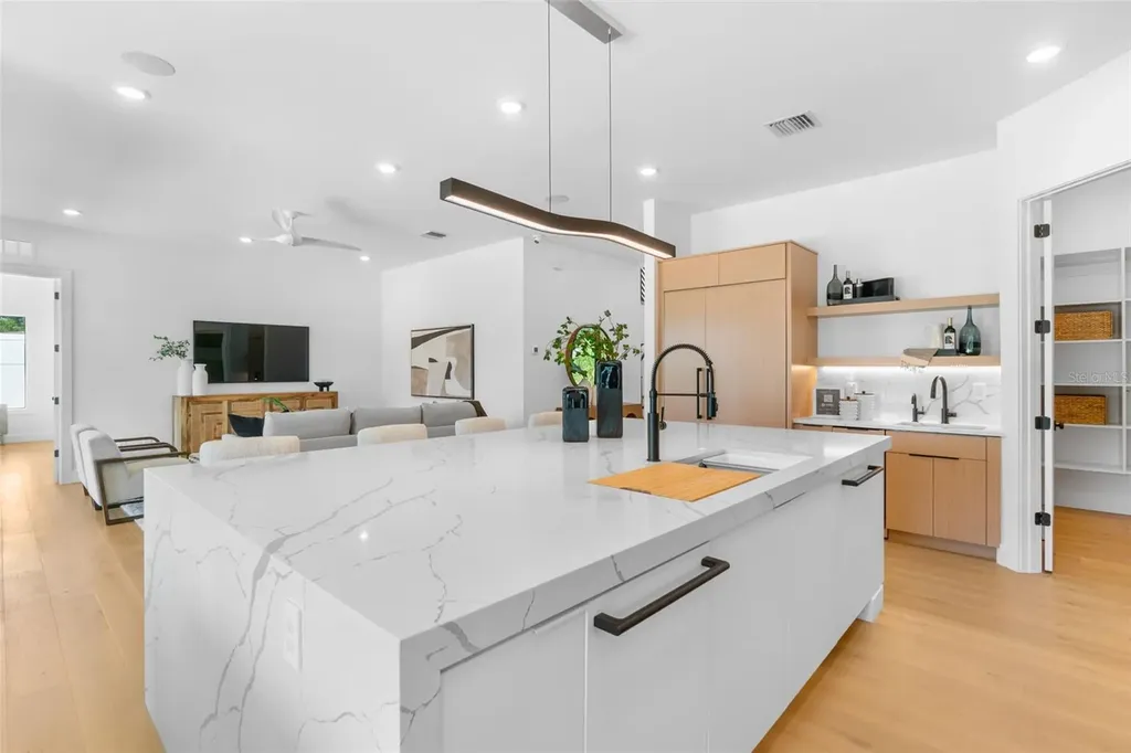 2226 Grove Street Sarasota FL 34239
