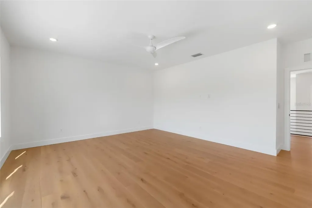 2226 Grove Street Sarasota FL 34239
