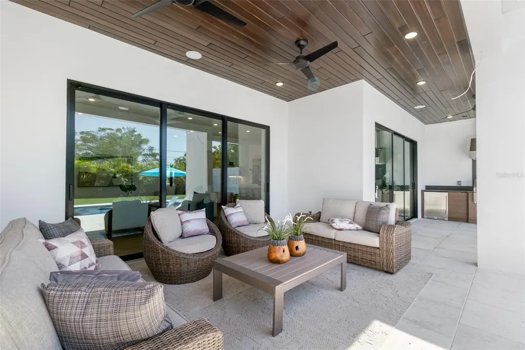 2226 Grove Street Sarasota FL 34239