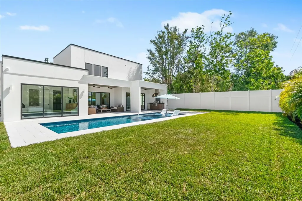 2226 Grove Street Sarasota FL 34239