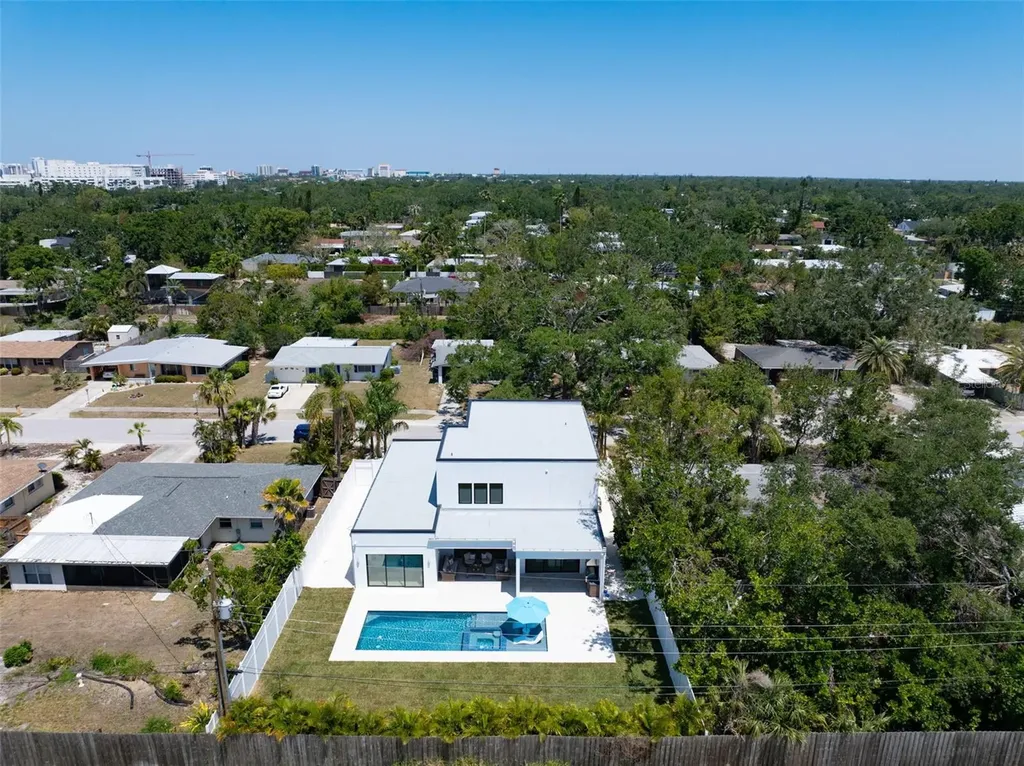 2226 Grove Street Sarasota FL 34239