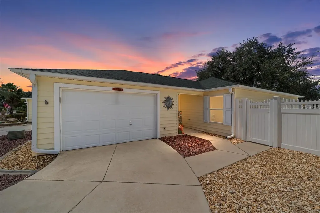 1418 Azteca Loop The Villages FL 32162