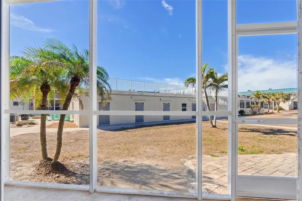 827 E Gulf Drive Sanibel FL 33957