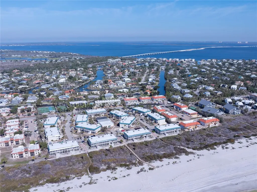 827 E Gulf Drive Sanibel FL 33957