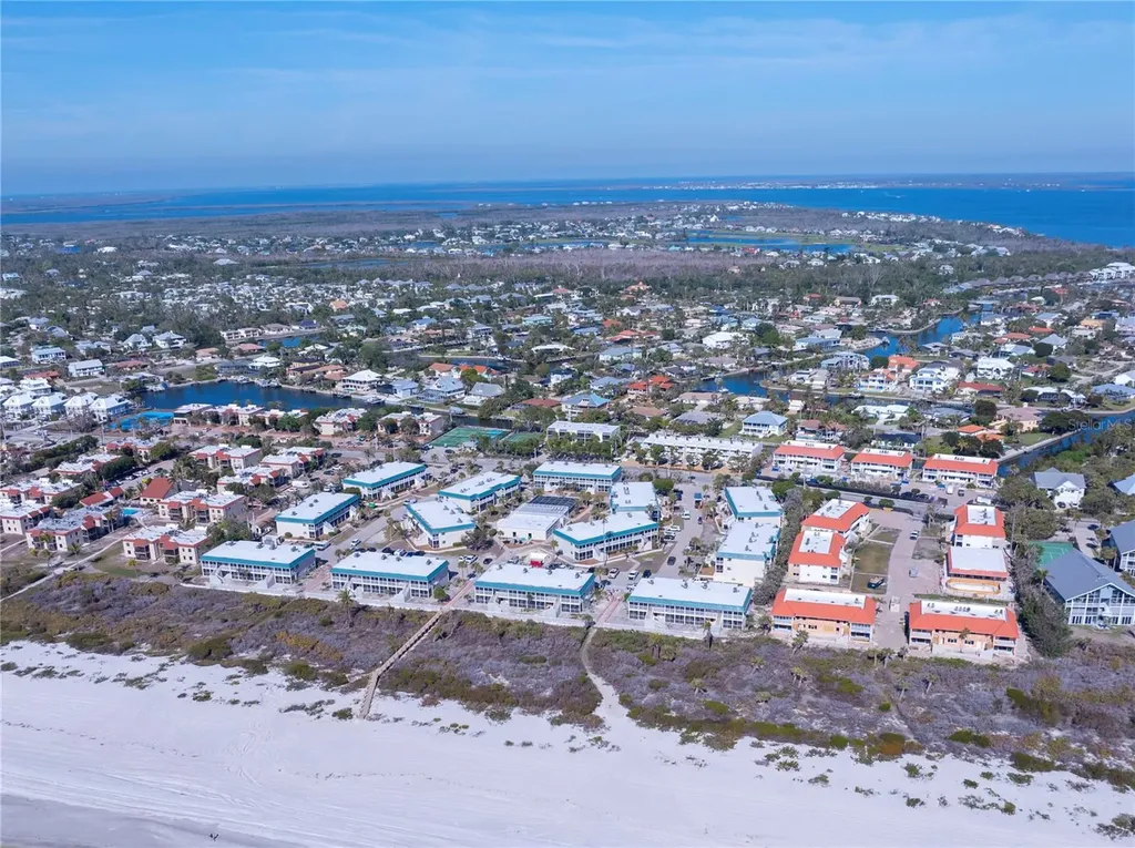 827 E Gulf Drive Sanibel FL 33957