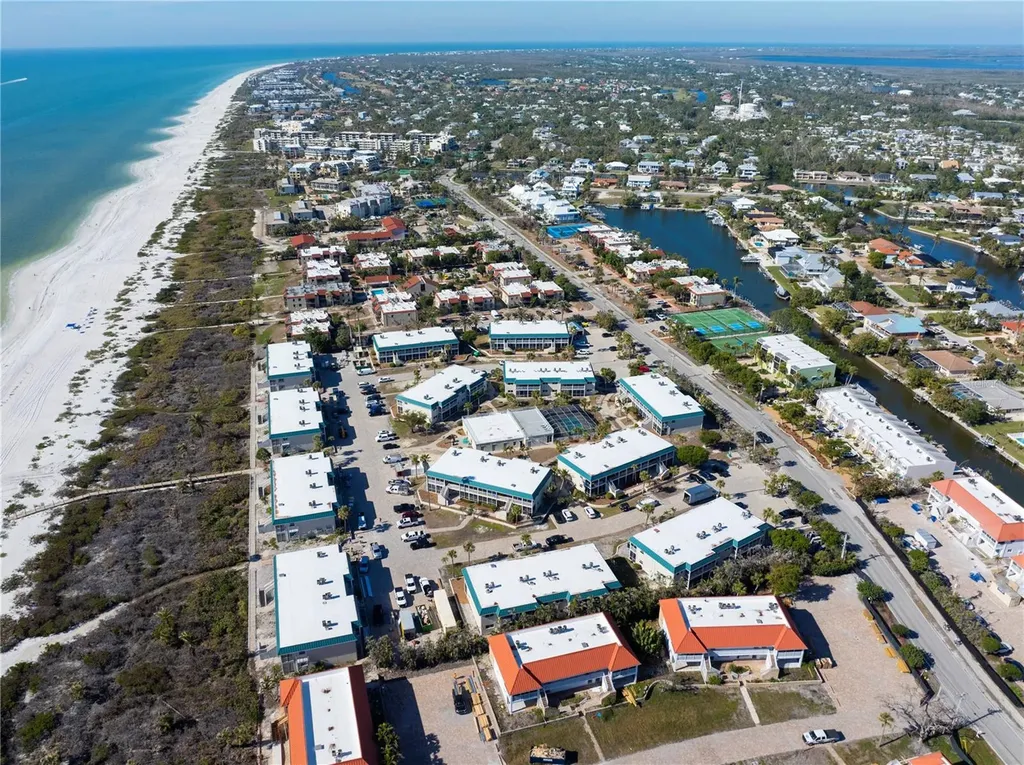 827 E Gulf Drive Sanibel FL 33957