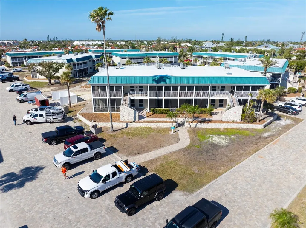 827 E Gulf Drive Sanibel FL 33957