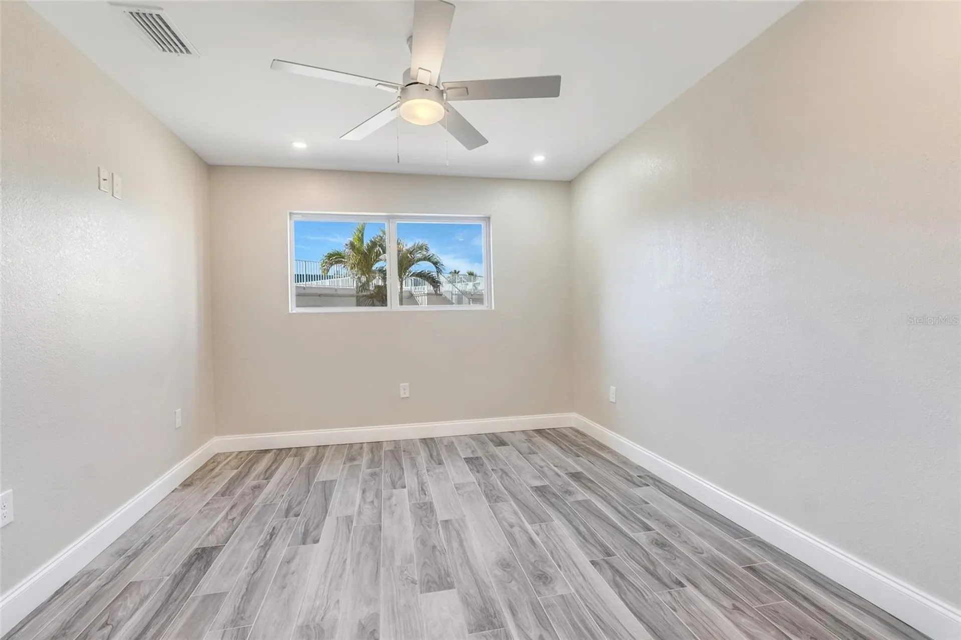 827 E Gulf Drive Sanibel FL 33957