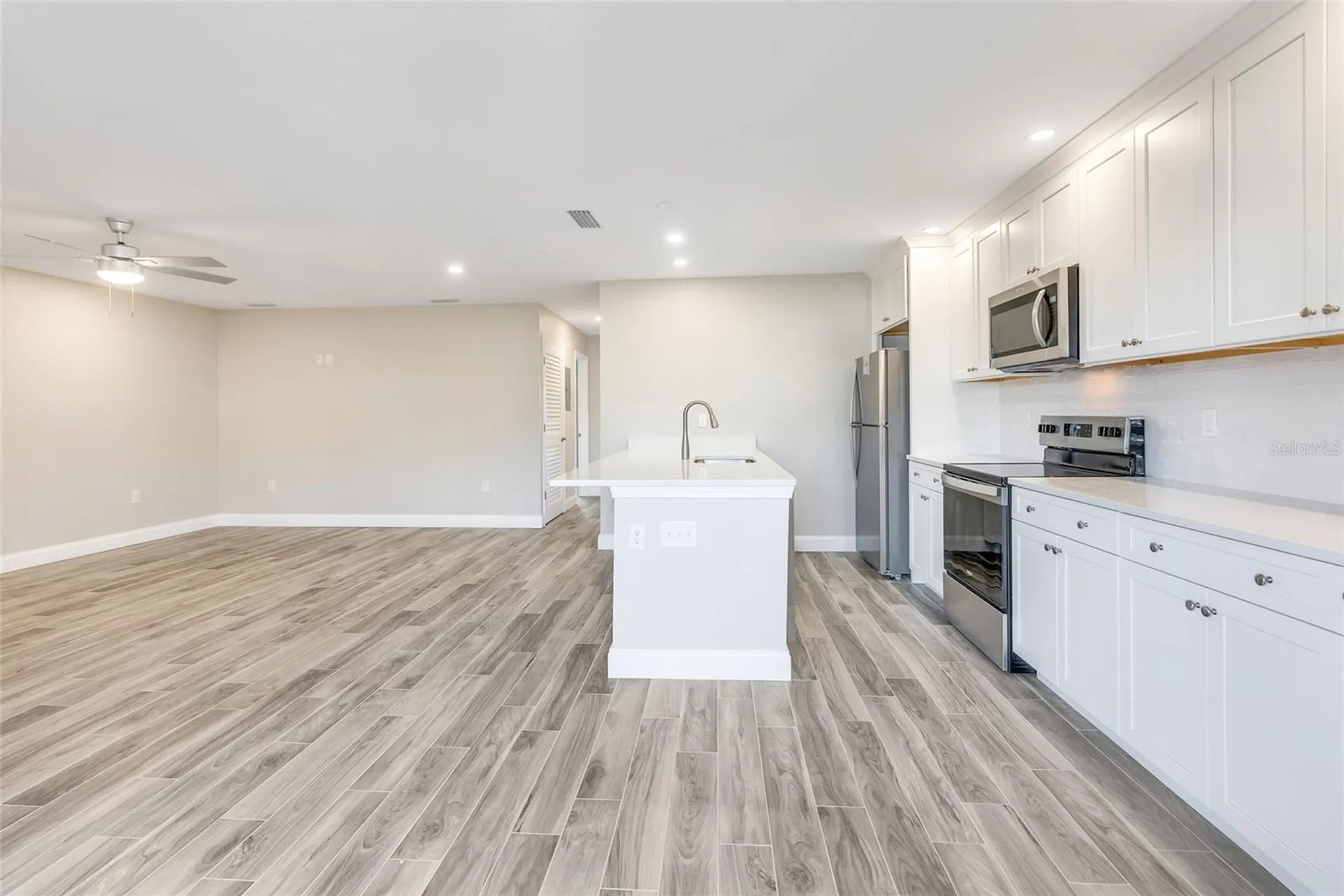 827 E Gulf Drive Sanibel FL 33957