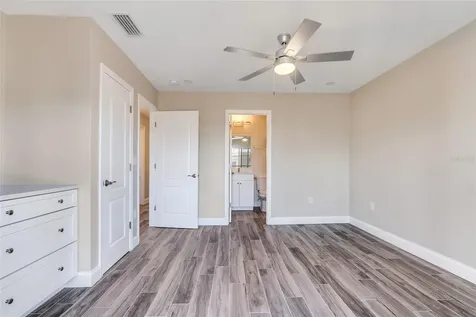 827 E Gulf Drive Sanibel FL 33957