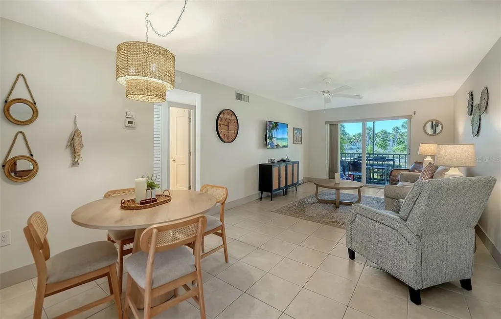 925 Beach Road Siesta Key FL 34242