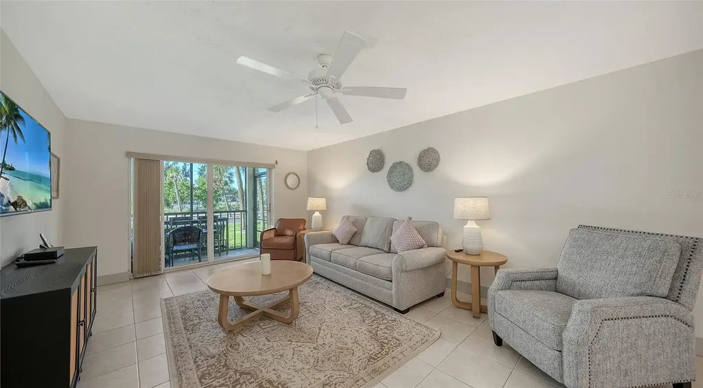 925 Beach Road Siesta Key FL 34242