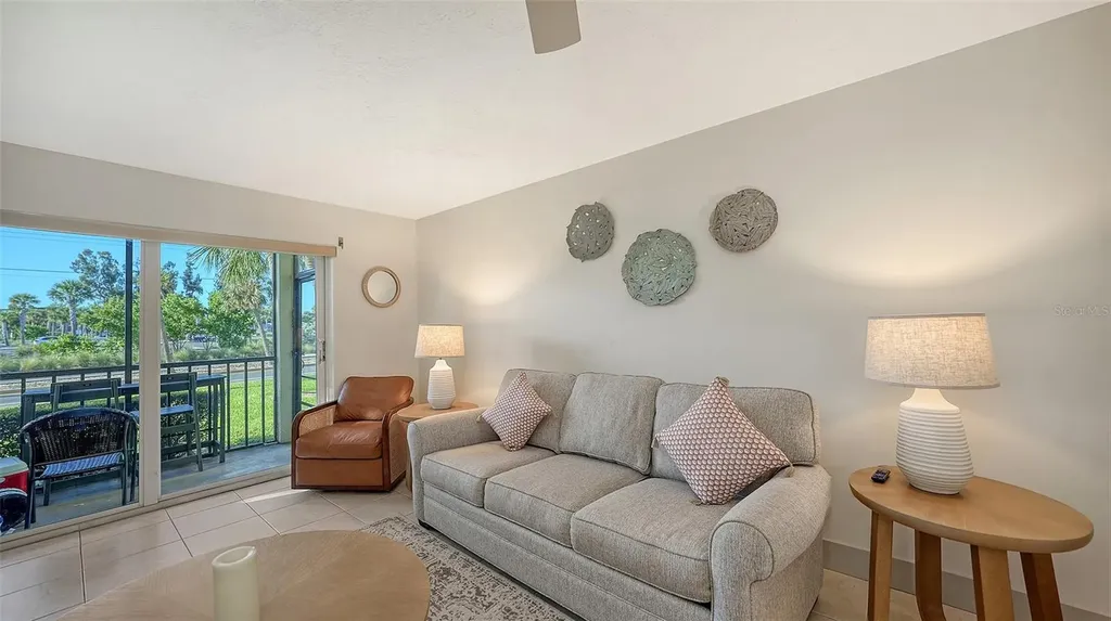 925 Beach Road Siesta Key FL 34242