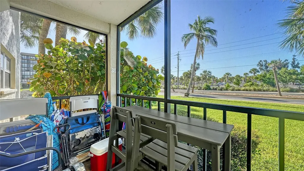 925 Beach Road Siesta Key FL 34242