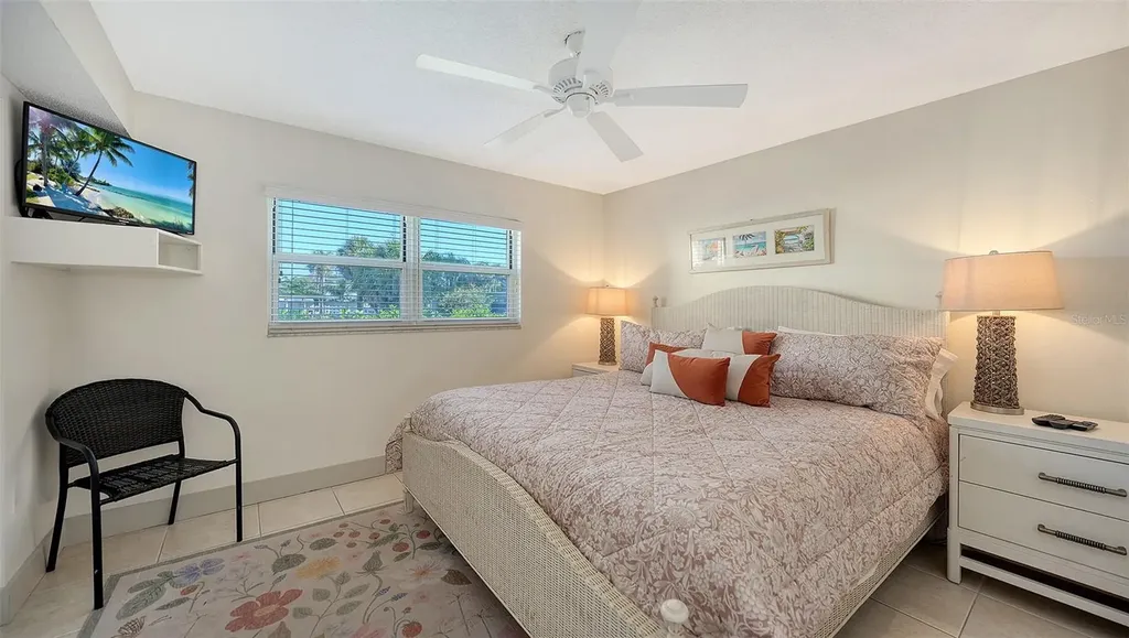 925 Beach Road Siesta Key FL 34242