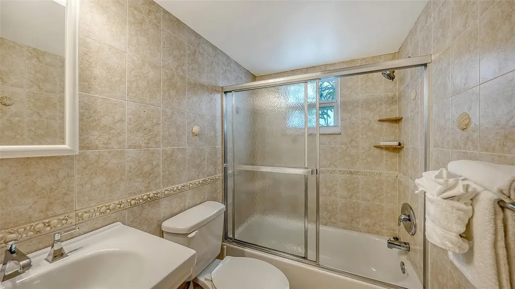 925 Beach Road Siesta Key FL 34242