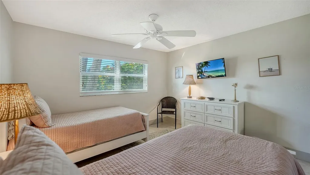 925 Beach Road Siesta Key FL 34242