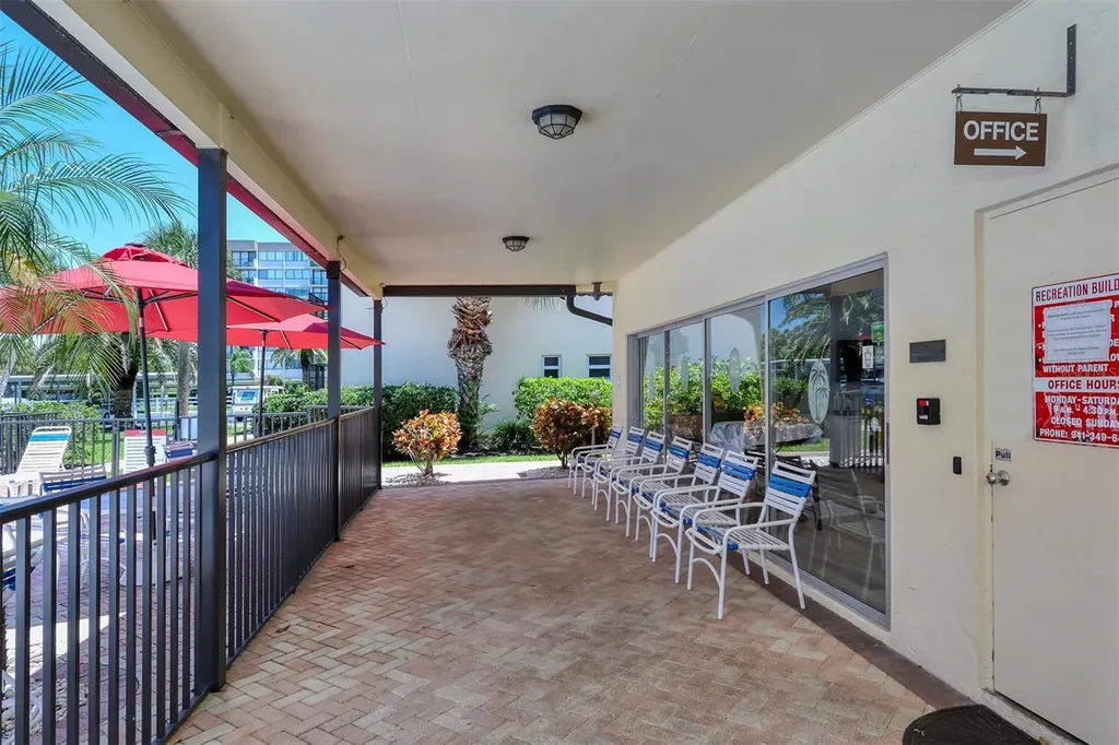 925 Beach Road Siesta Key FL 34242