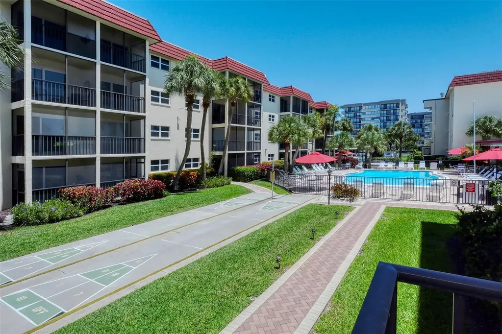 925 Beach Road Siesta Key FL 34242
