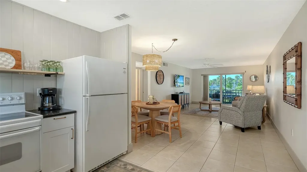 925 Beach Road Siesta Key FL 34242