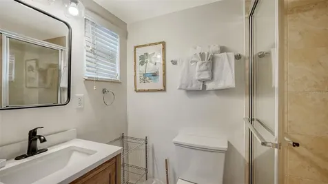 925 Beach Road Siesta Key FL 34242