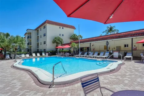 925 Beach Road Siesta Key FL 34242
