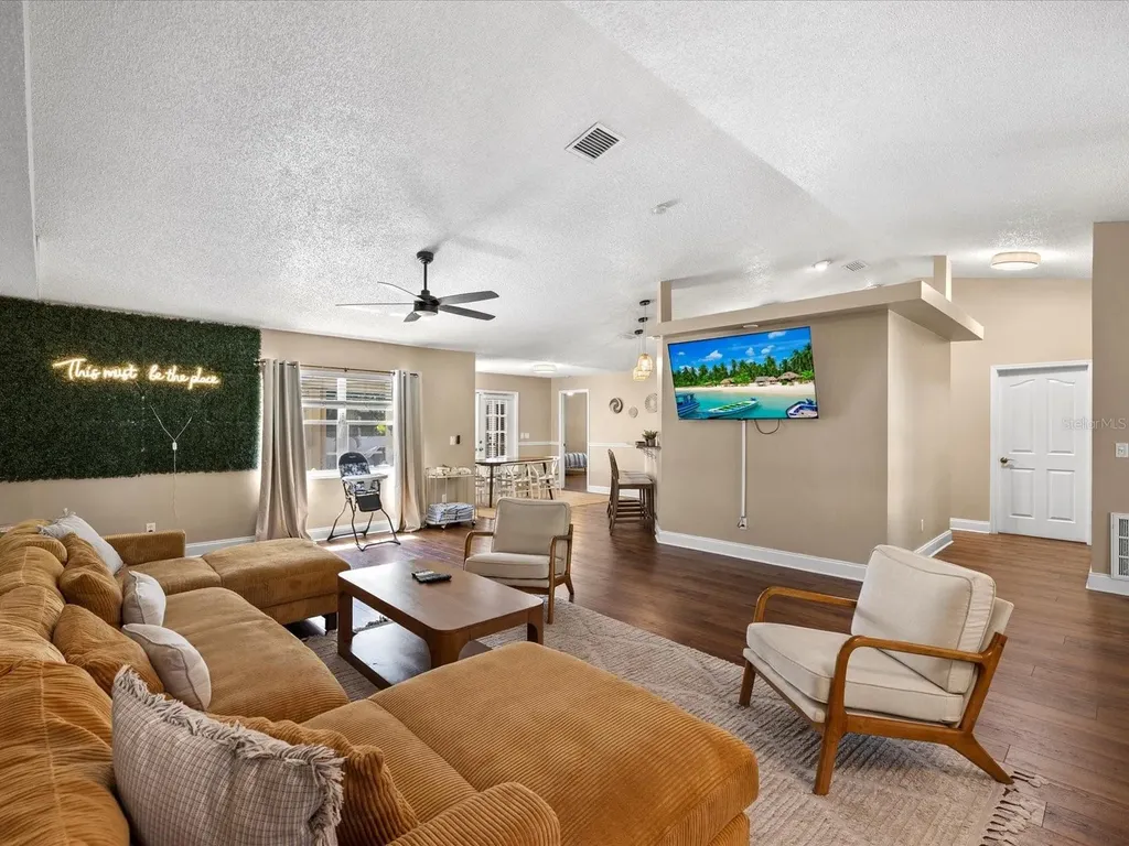 13734 76th Avenue Seminole FL 33776
