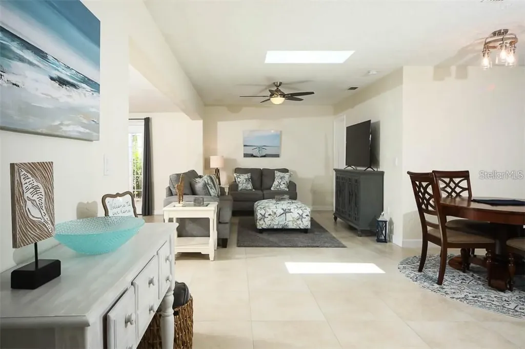 2943 Tuckerstown Drive Sarasota FL 34231