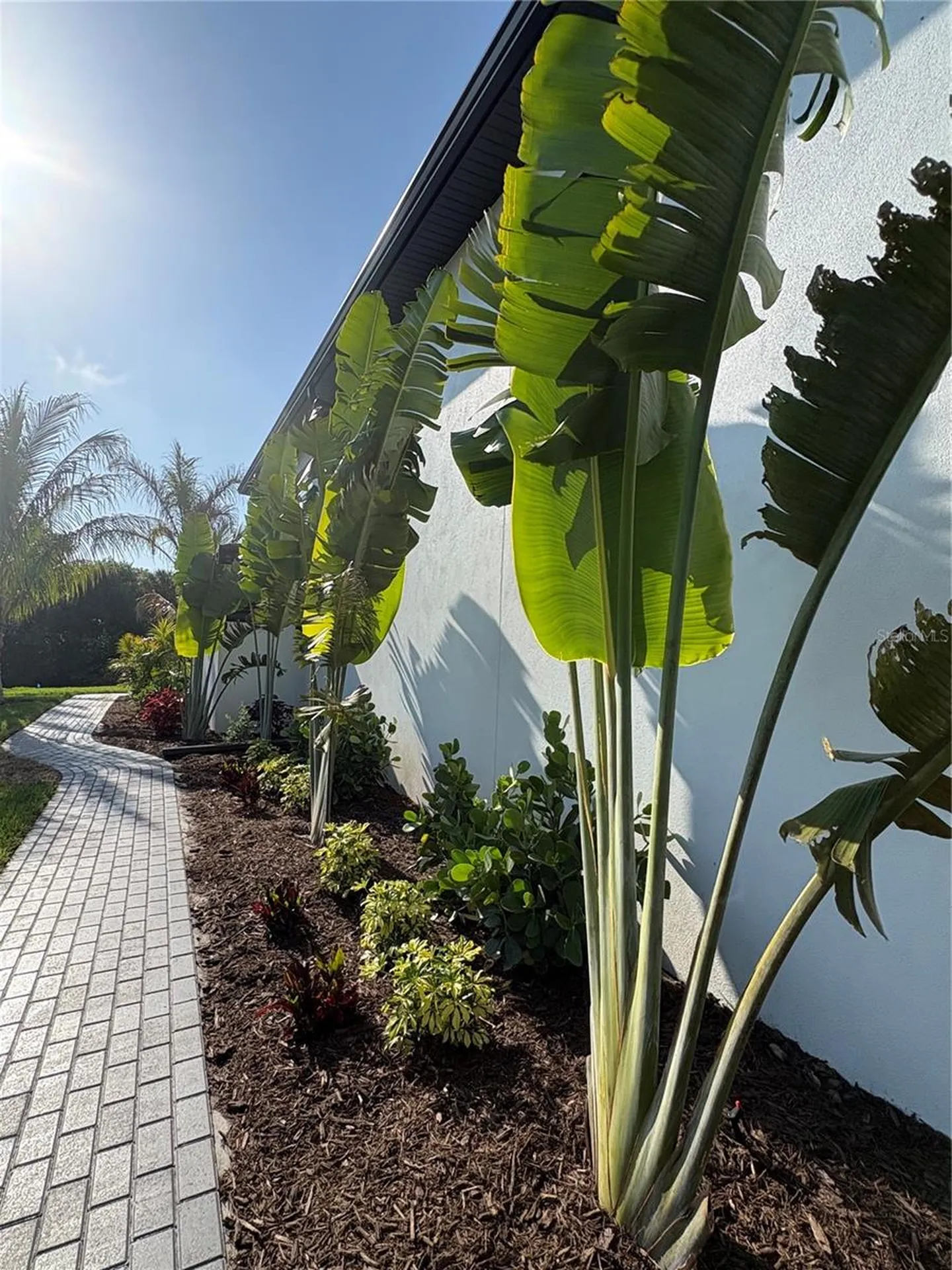 276 Island Circle Sarasota FL 34242