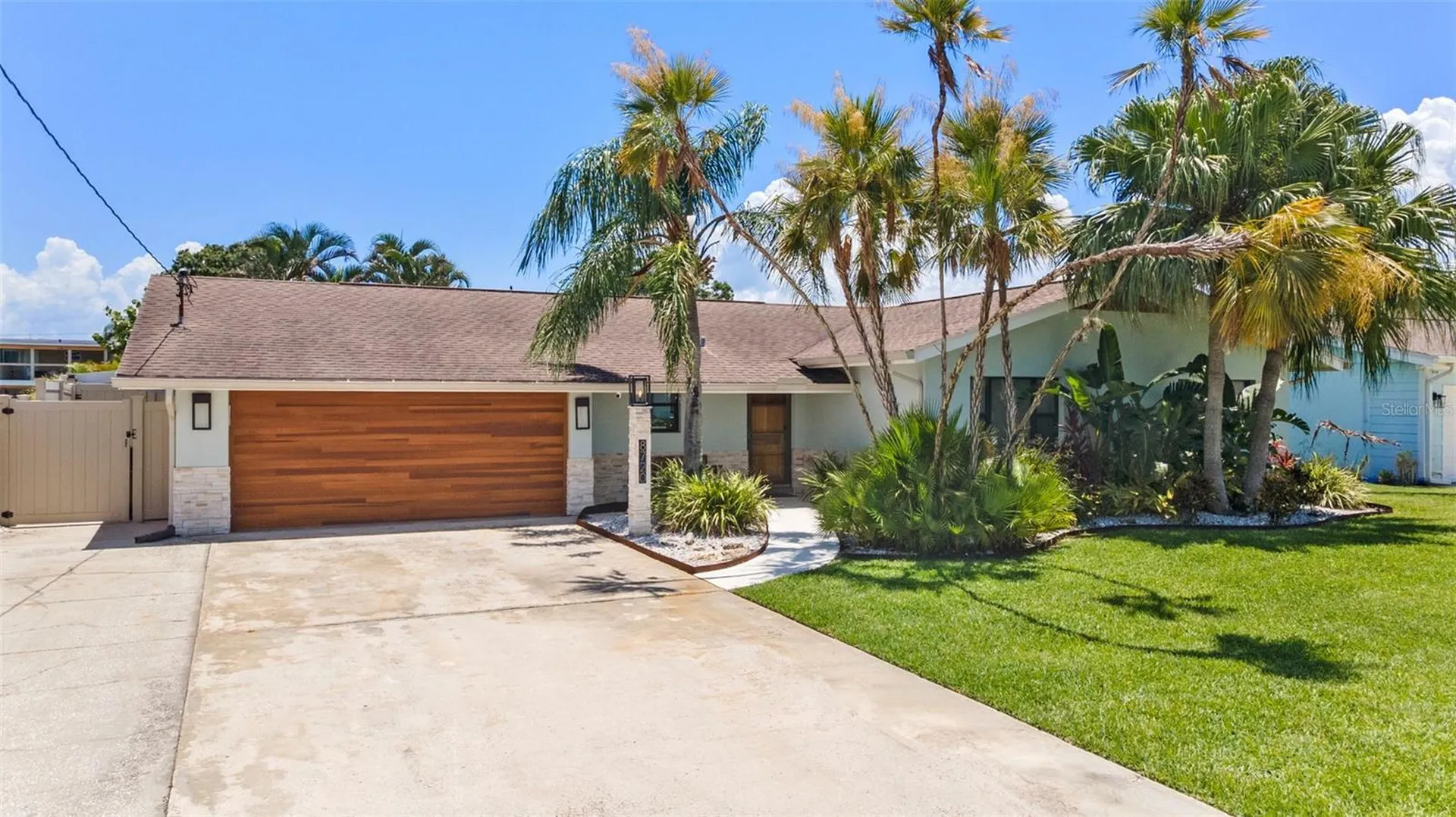 8720 Hickorywood Lane Tampa FL 33615