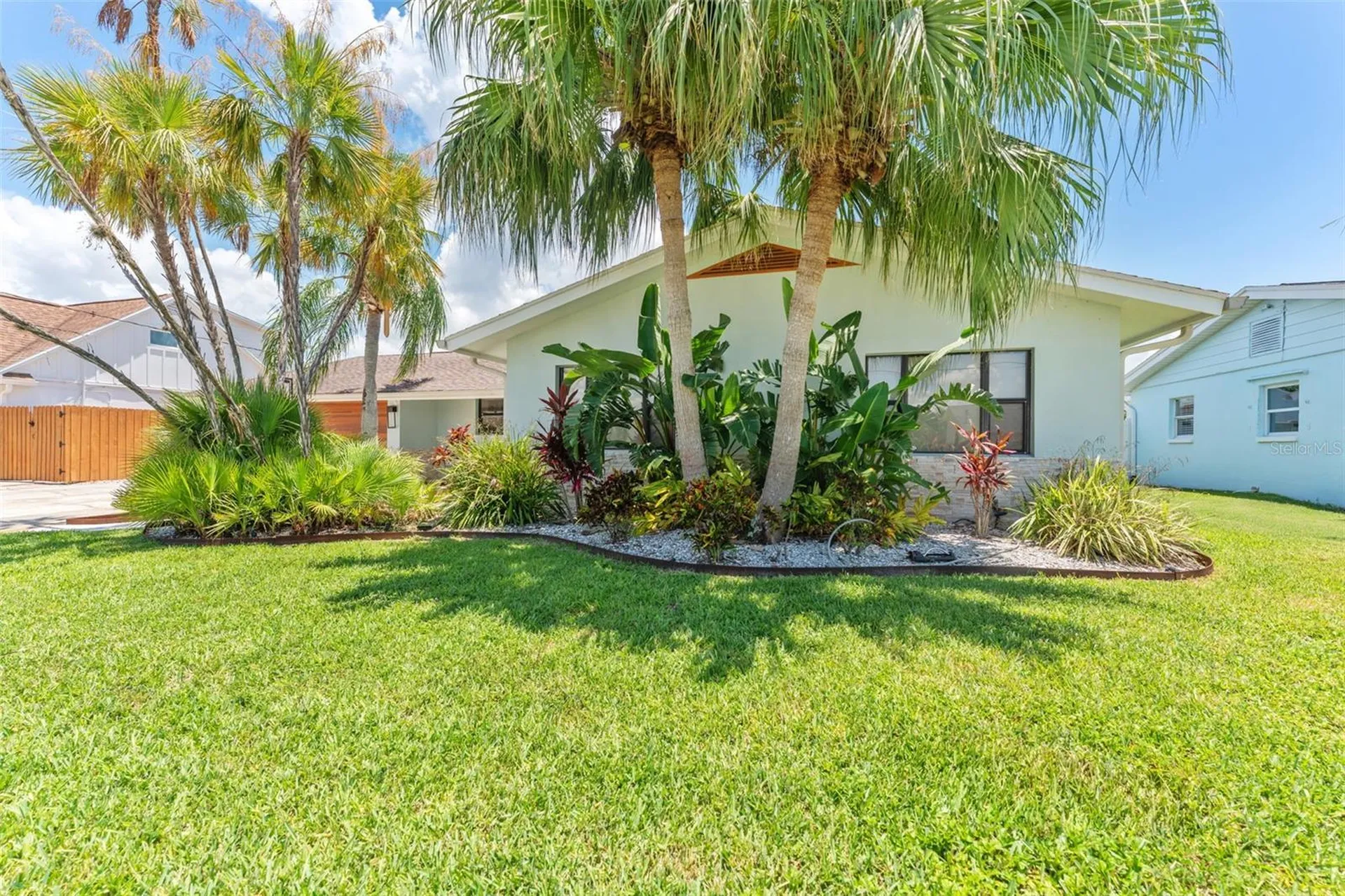 8720 Hickorywood Lane Tampa FL 33615