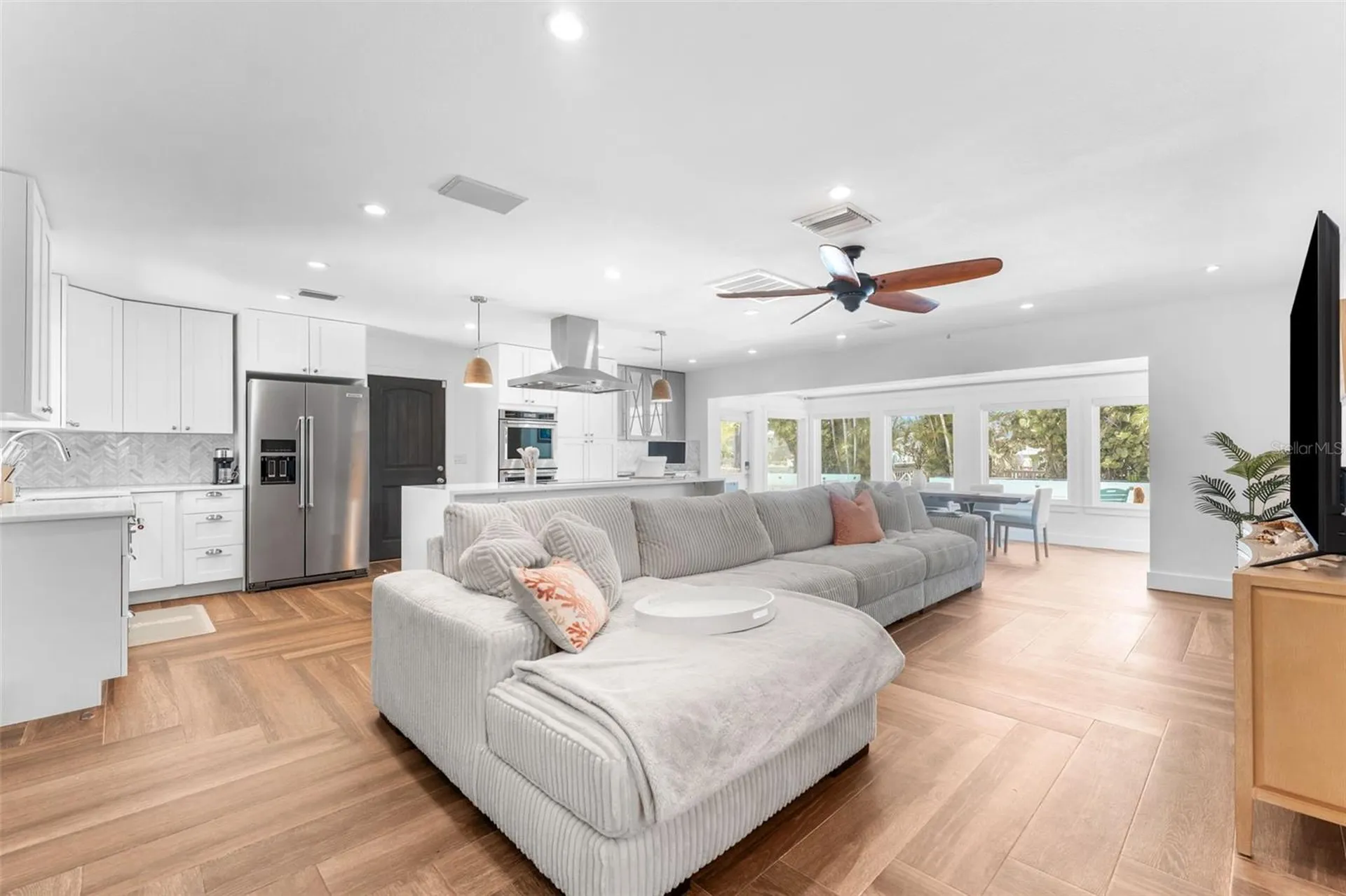8720 Hickorywood Lane Tampa FL 33615