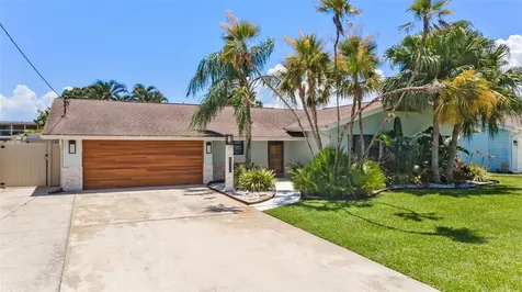 8720 Hickorywood Lane Tampa FL 33615