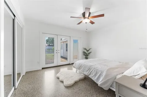 8720 Hickorywood Lane Tampa FL 33615