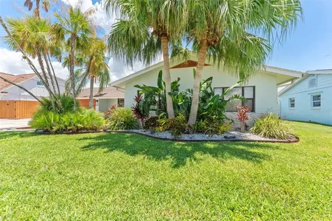 8720 Hickorywood Lane Tampa FL 33615