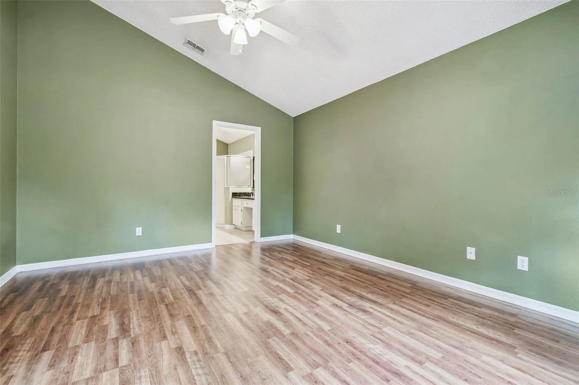 5646 Paddock Trail Drive Tampa FL 33624
