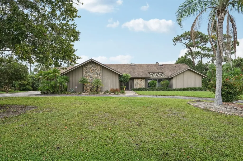 2867 Shadow Wood Court Kissimmee FL 34746