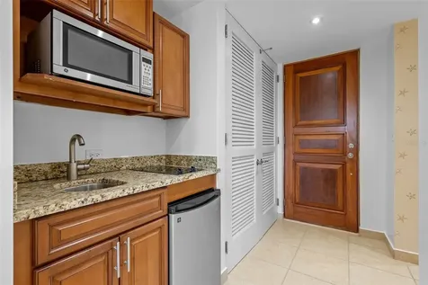 100 Ocean Drive Humacao PR 00791