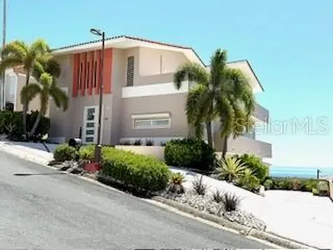 1 Shell Castle Club Humacao PR 00791