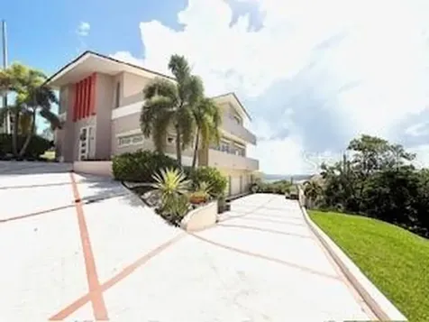 1 Shell Castle Club Humacao PR 00791