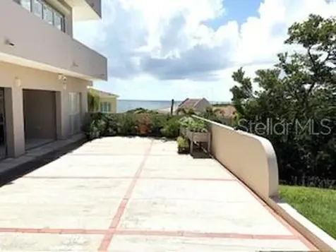 1 Shell Castle Club Humacao PR 00791