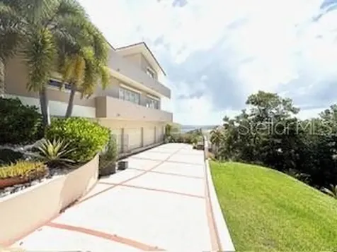 1 Shell Castle Club Humacao PR 00791