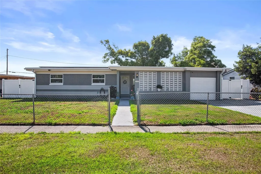 1416 Egan Drive Orlando FL 32822
